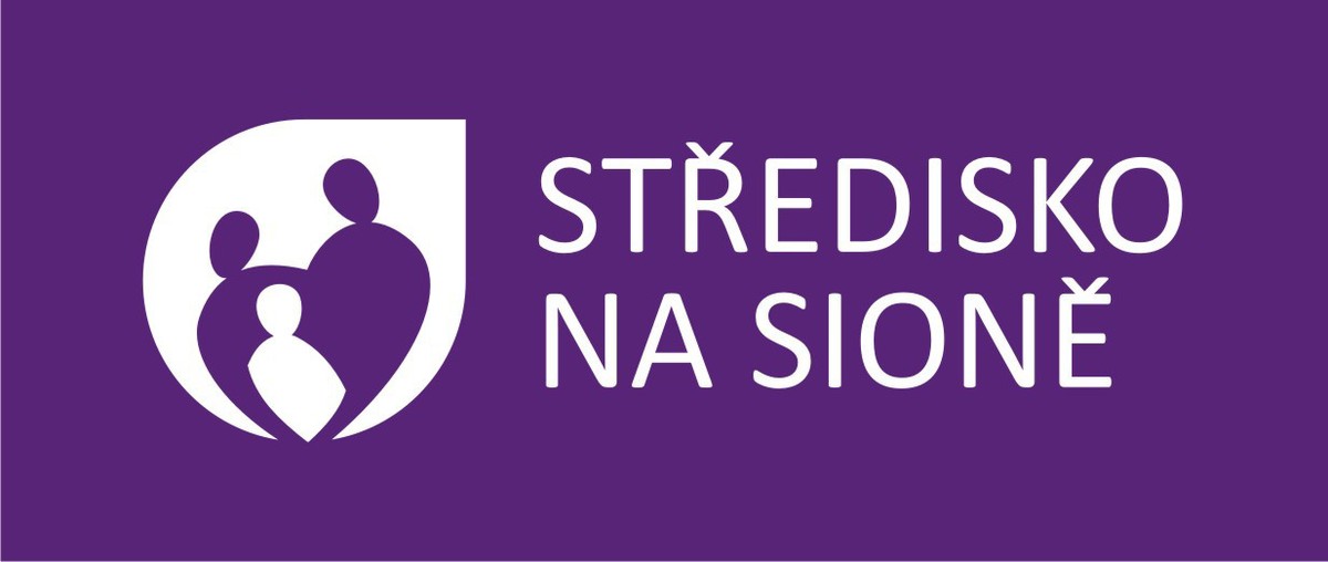 Charita_KH_Stredisko_Na_Sione_logo_negativni Charita_KH_Stredisko_Na_Sione_logo_negativni