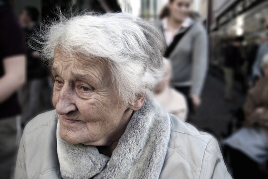Ilustrační foto_seniorka3 Ilustrační foto_seniorka3